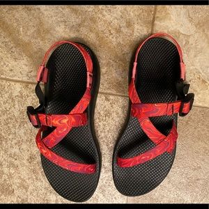 Women’s chacos sandals